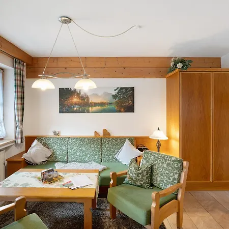 Werdenfels Apartment *