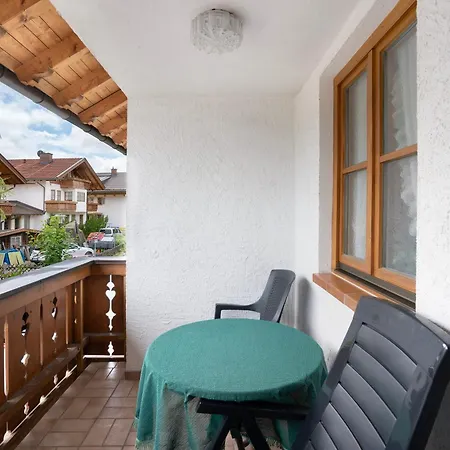 Werdenfels Apartment *