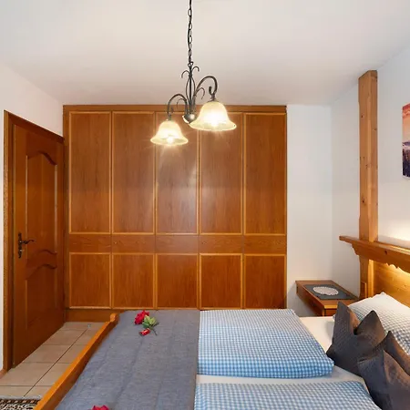 Werdenfels Apartment *