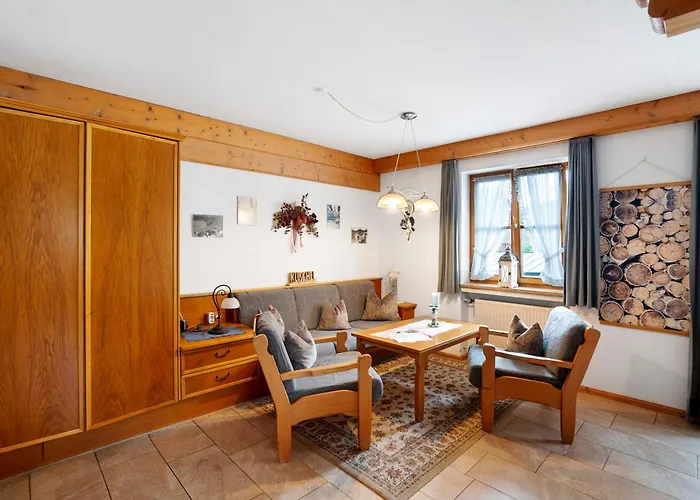 Werdenfels Apartment *